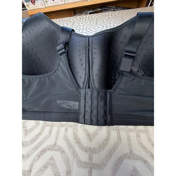 LIVI High-Impact Wicking Underwire Sports Bra Black Size 48F Lane Bryant - Picture 2 of 6